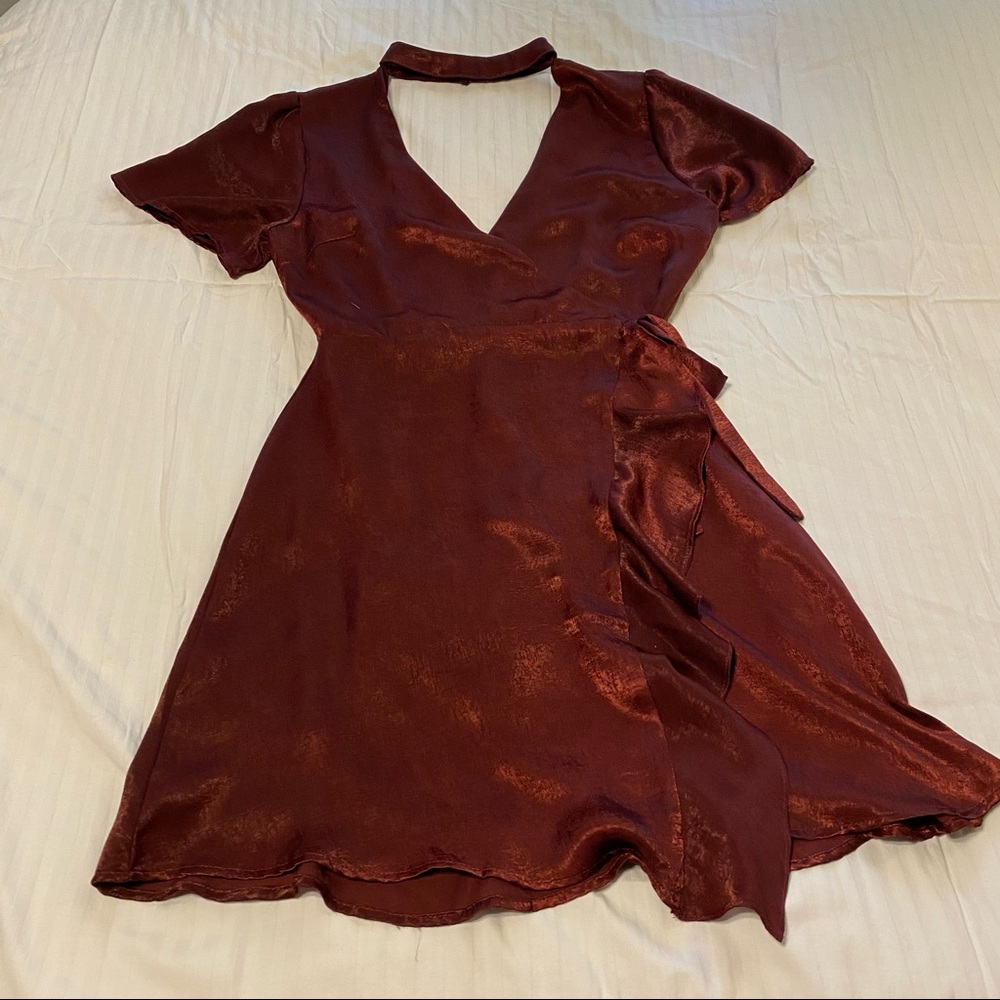 Lush wrap v neck dress